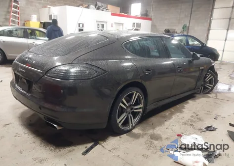 2011 Porsche Panamera 4 z USA, uszkodzony, nr VIN WP0AA2A72BL010152